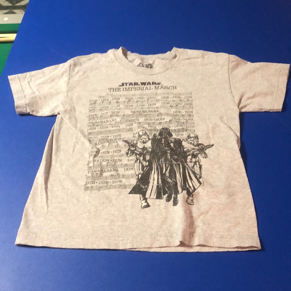 Grey Star Wars tee